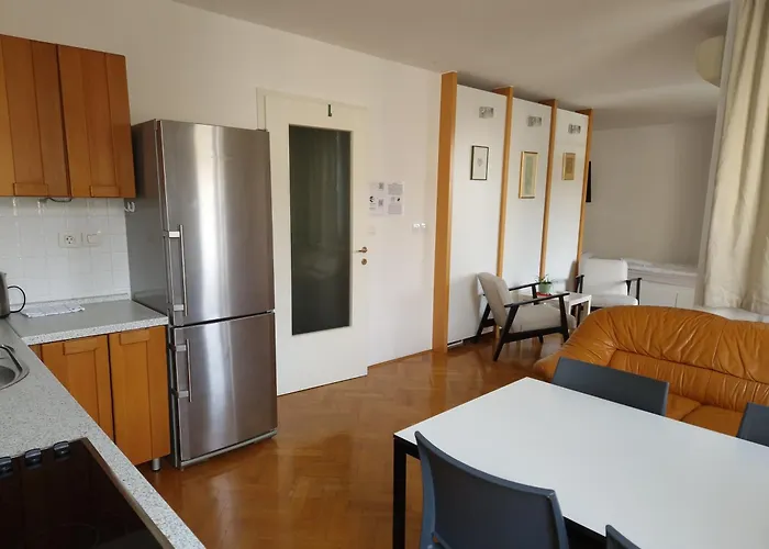 Heart Of With Free Parking 류블랴나