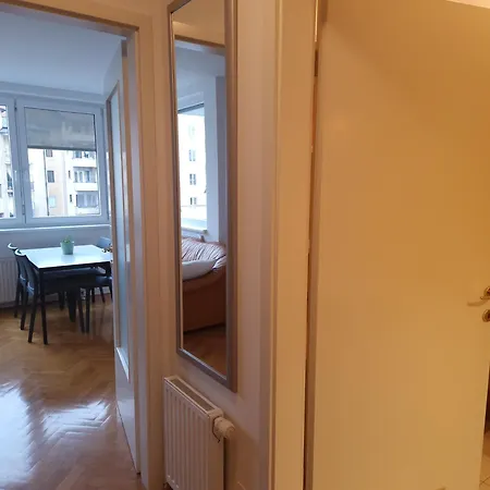 Heart Of With Free Parking Daire *