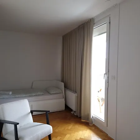 Heart Of With Free Parking